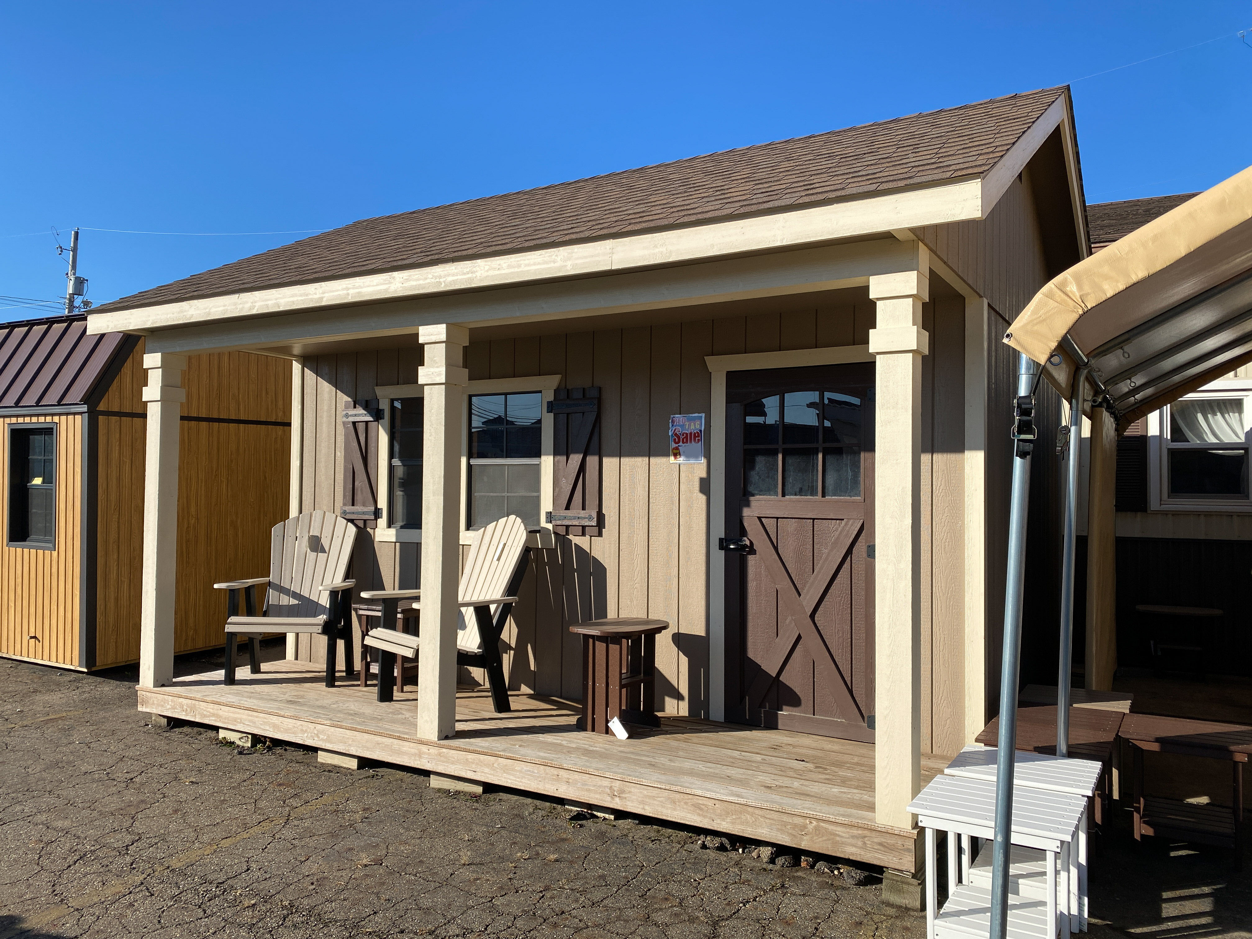 pool house shed