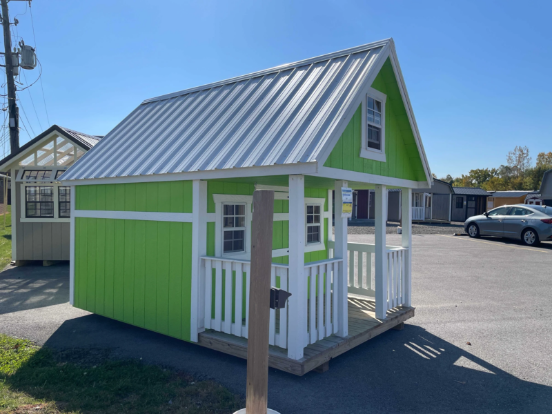 playhouse building on lot