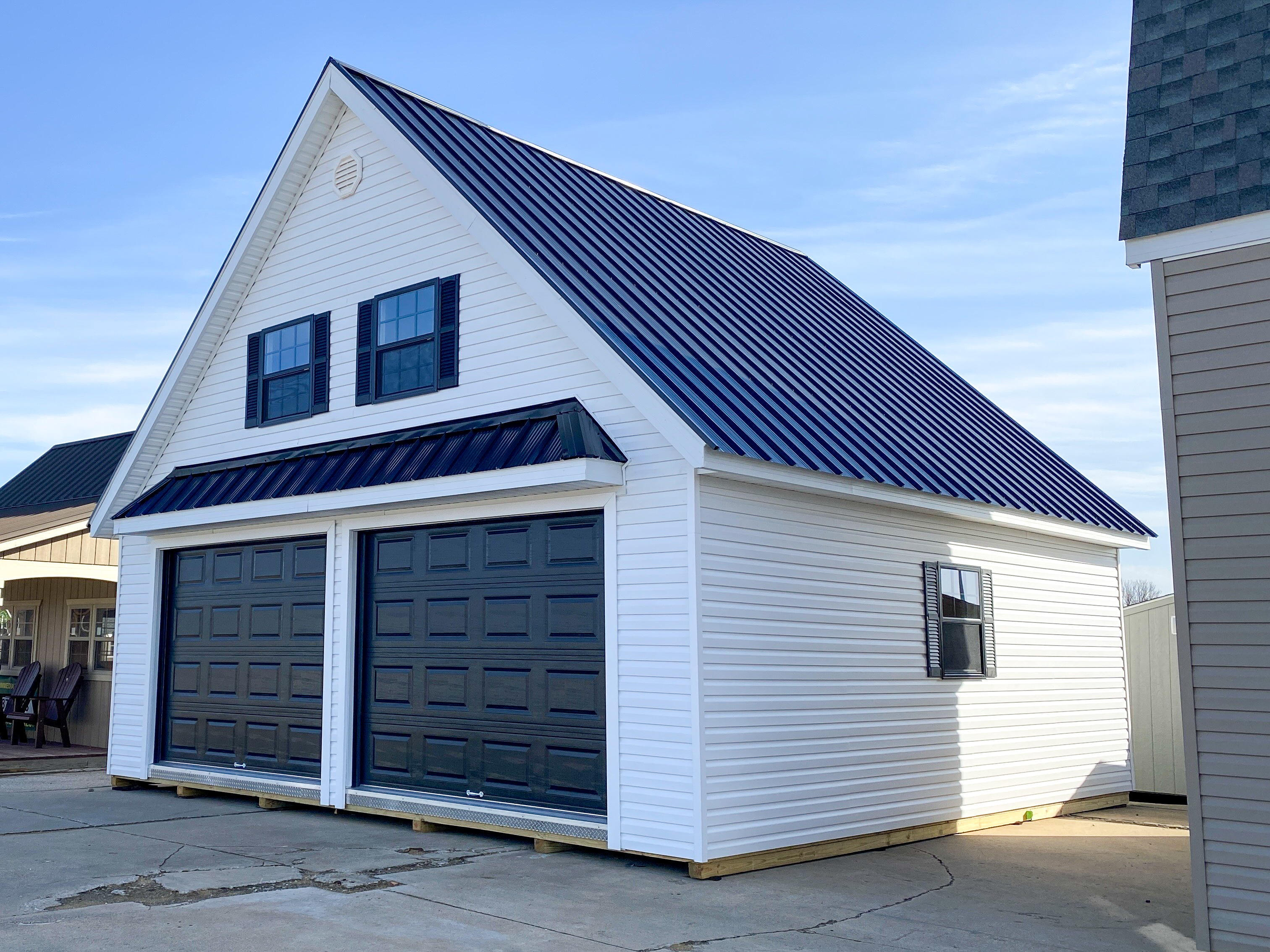 2 Story 2 Door Garage Gable