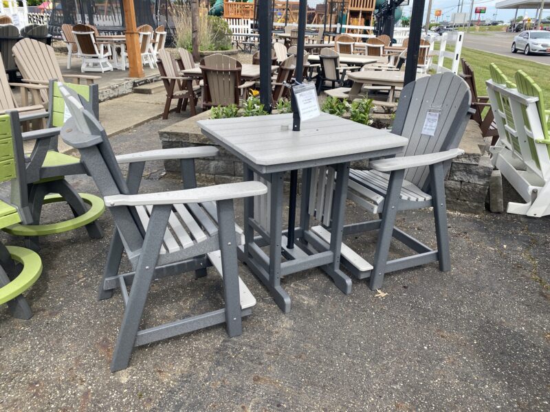 outdoor dining set for 2