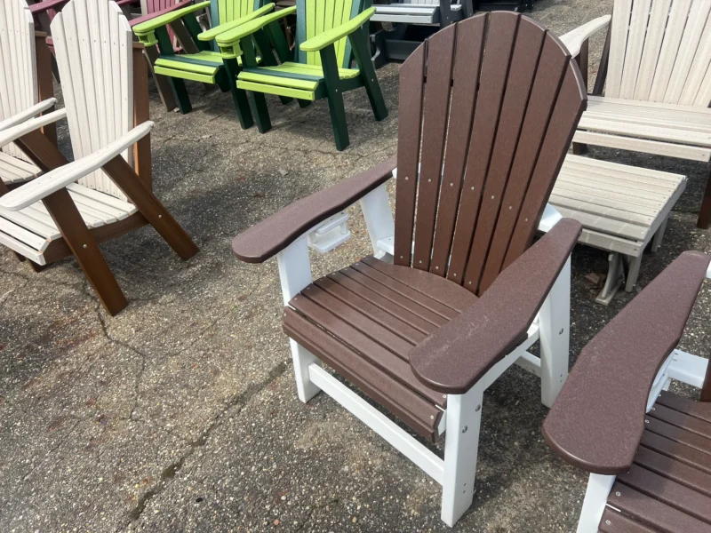 brown and white outdoor chair Strongsville ohio