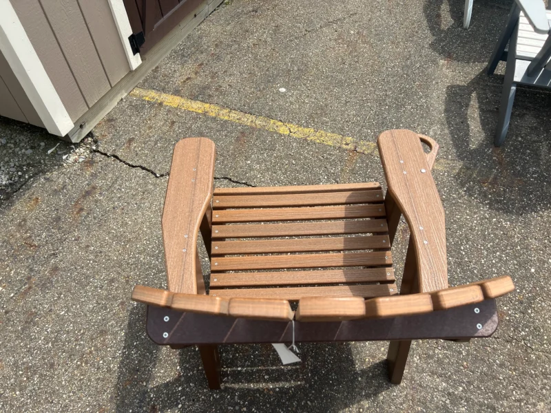mahogany and brown chair Painesville ohio