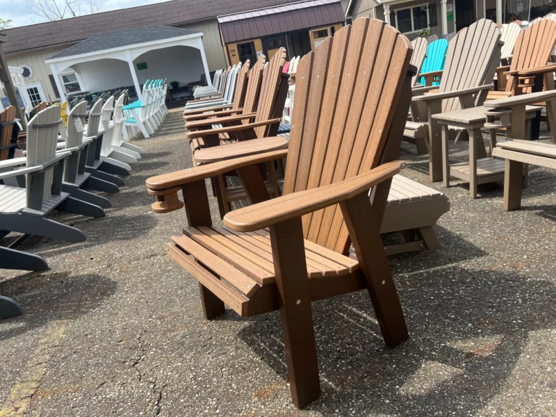 mahogany and brown chair Strongsville ohio