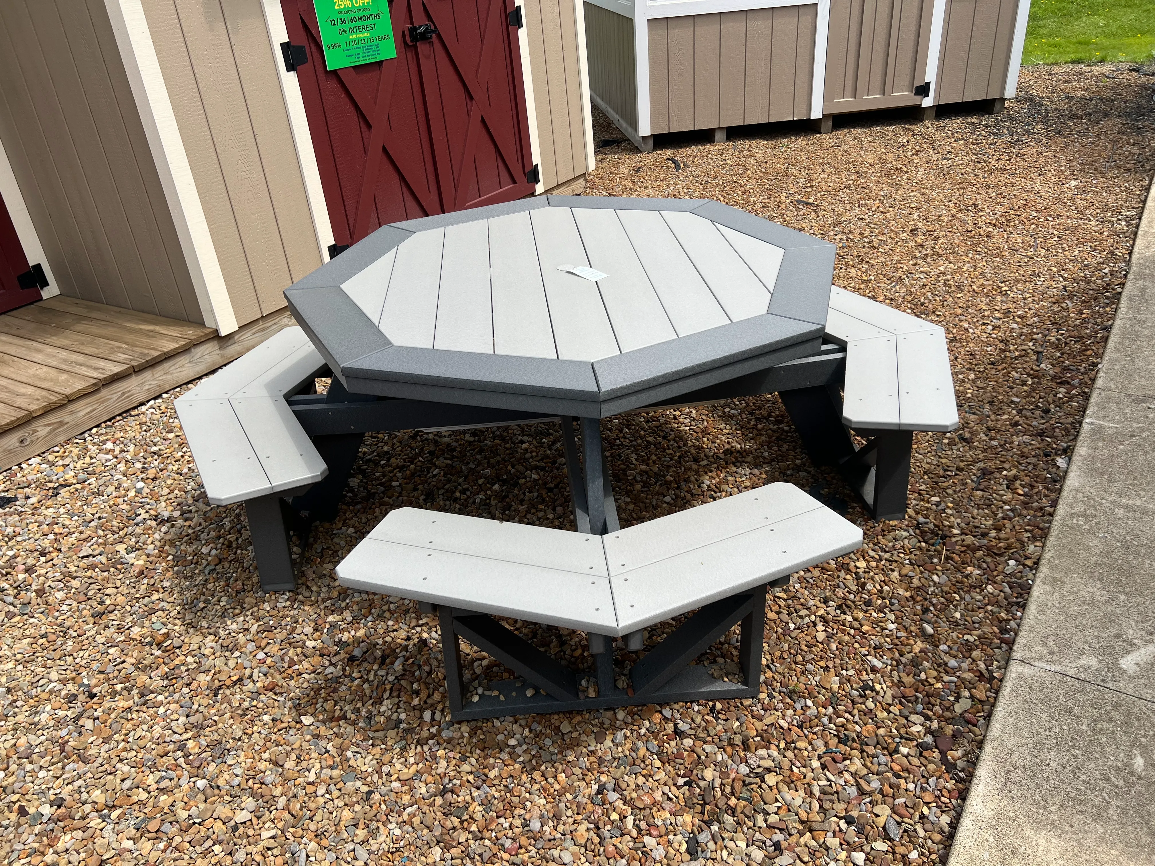 octagon table dining set for sale Medina ohio