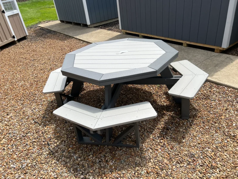 octagon table dining set for sale Wadsworth ohio