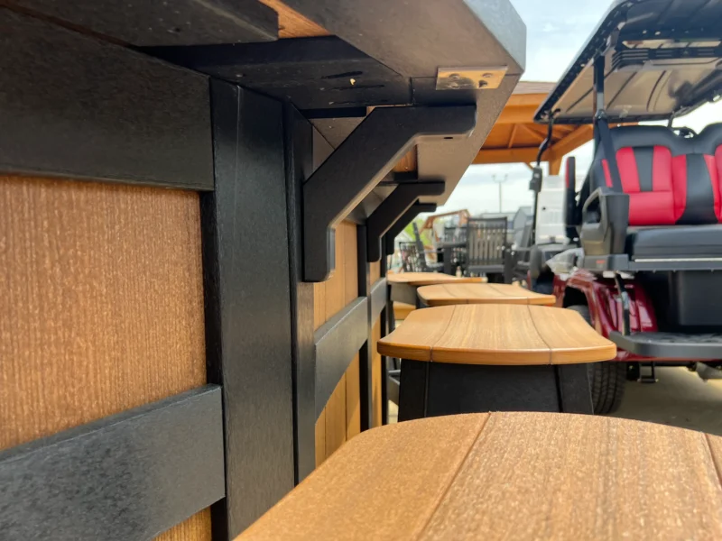 out door bar table set for sale Concord township ohio