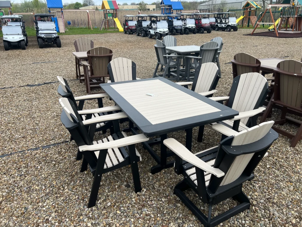 six person outdoor dining set for sale Wadsworth ohio