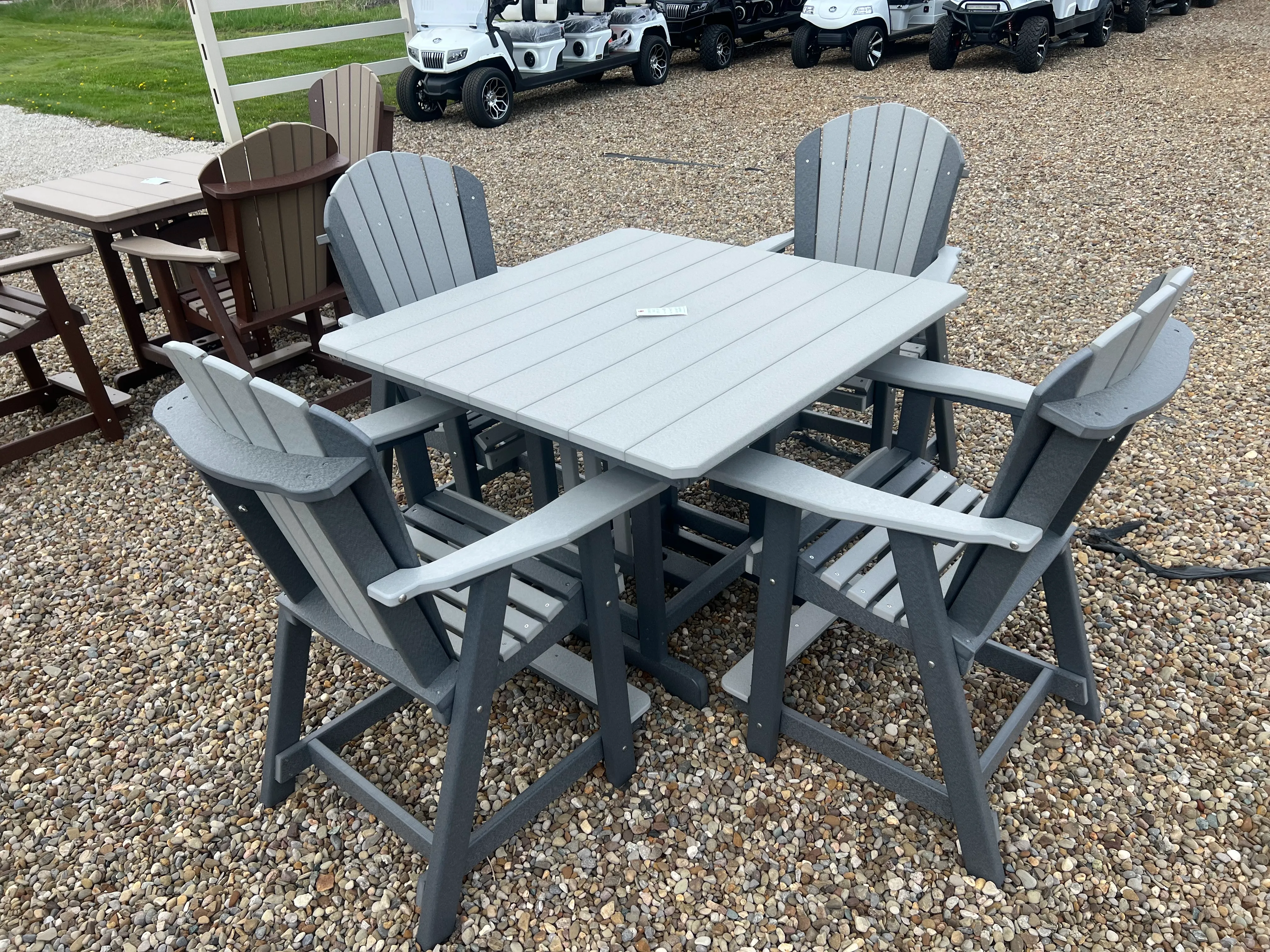 square table set for sale Strongsville ohio square table set for sale Strongsville ohio