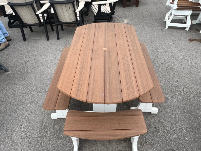 table set with banana bench Medina ohio