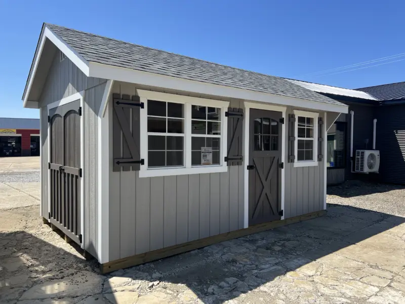 carriage house for sale Middlefield Ohio